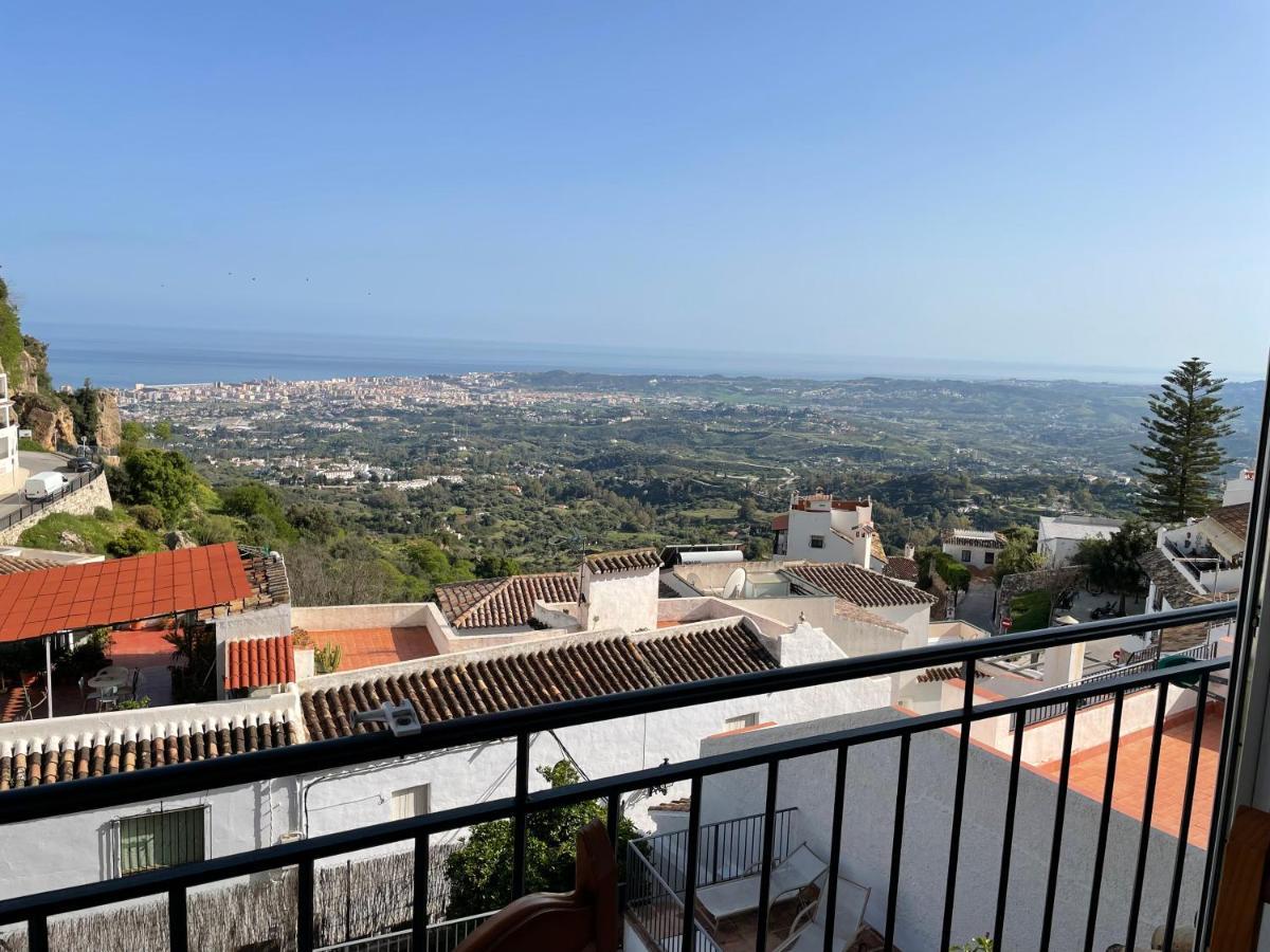 El Paraiso, Apartamento En Mijas Pueblo Con Bonitas Vistas A La Costa Y Con Piscina Leilighet Eksteriør bilde